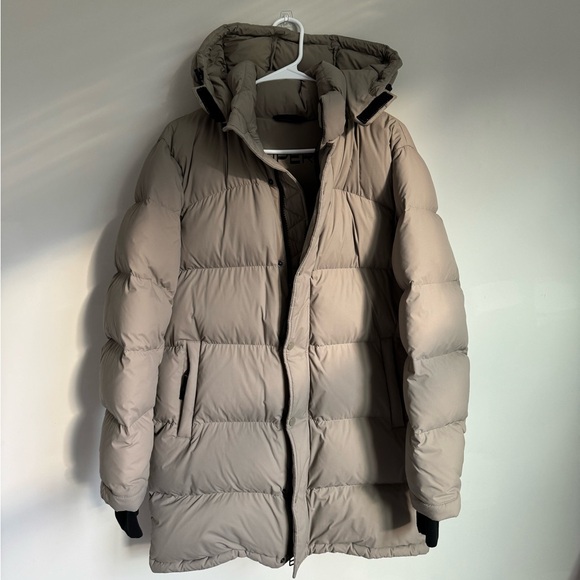 Aritzia Jackets & Blazers - Aritzia The Super Puff Mid Coat